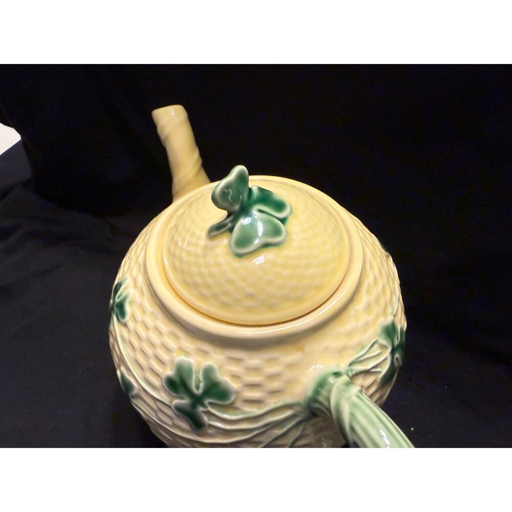 Bordallo Pinheiro Shamrock Teapot